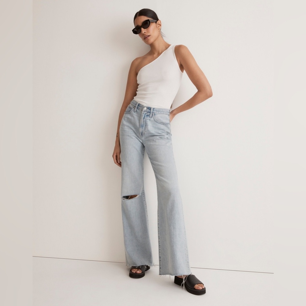 🎉 NWOT 🎉 Madewell Baggy Flare Jeans Luzon Wash Size 26
